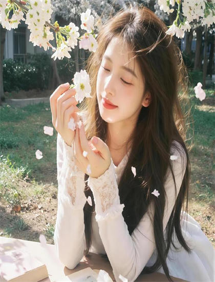 老公打老婆屁屁_樱花草视频在线观看高清完整版_长公主她不装了短剧免费观看